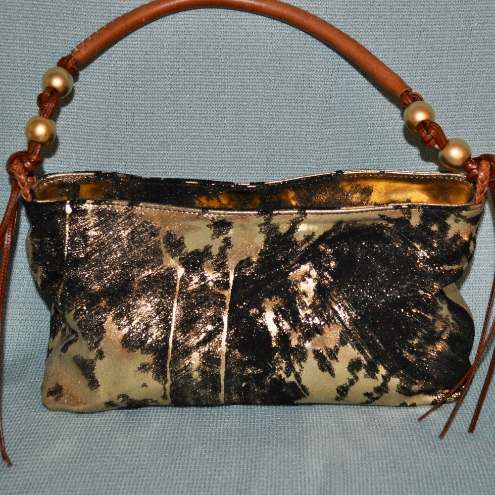 BARBARA Milano Leather Hand/Shoulder Bag Made in Italy
